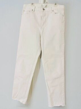 White High Rise Straight Leg Jeans Size 9 Minimal Clean Girl Denim